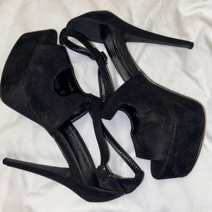 Cathy Jean Black Heels